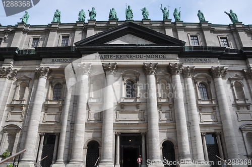 Image of Cathedral in Montreal