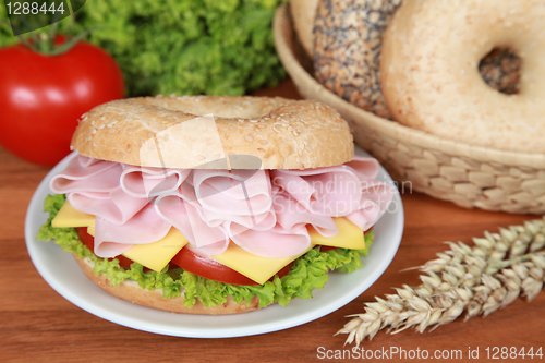 Image of Bagel with ham