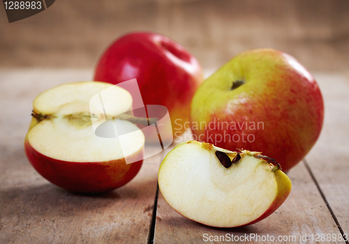 Image of fresh red apples