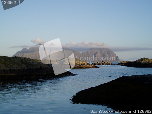 Image of Mountain in clouds