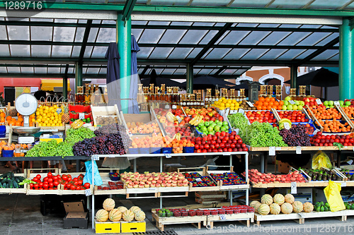 Image of Fruit market