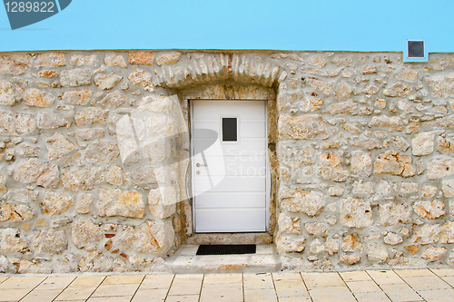 Image of Tavern door