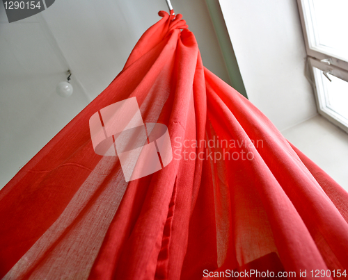 Image of curtains 