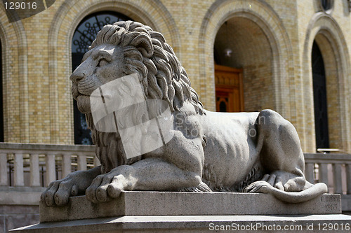 Image of Lion of the norwegian parliament