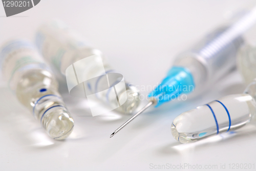 Image of medical syringe