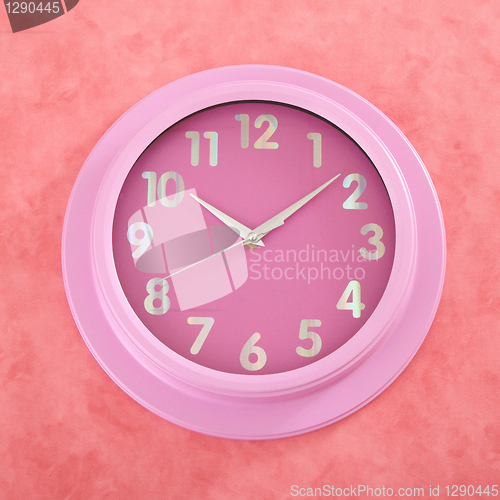 Image of pink clock