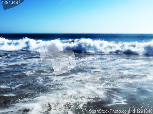 Image of Ocean Waves 