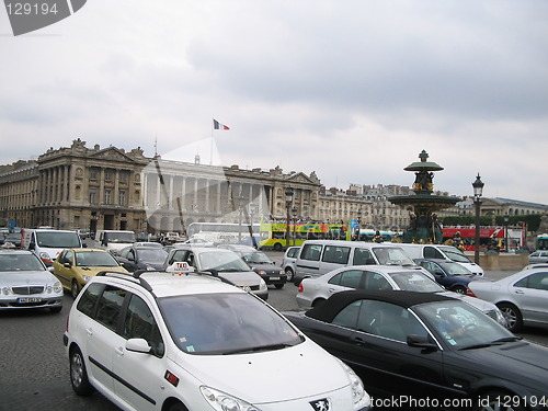 Image of Paris traffic