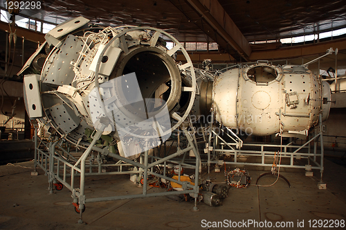 Image of ISS Russian Segment Mockup at the Hydrolab Water Immersion Facil