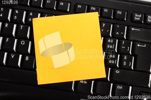 Image of blank paper 