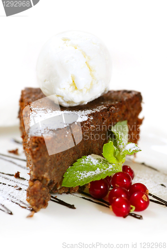Image of cake with ice cream