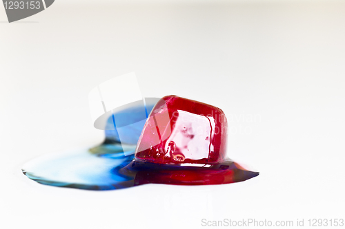 Image of Red and blue ice cubes