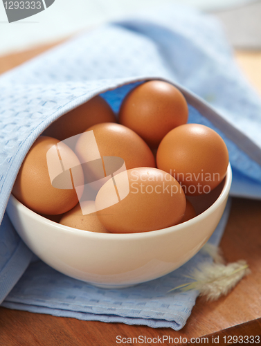 Image of fresh brown eggs