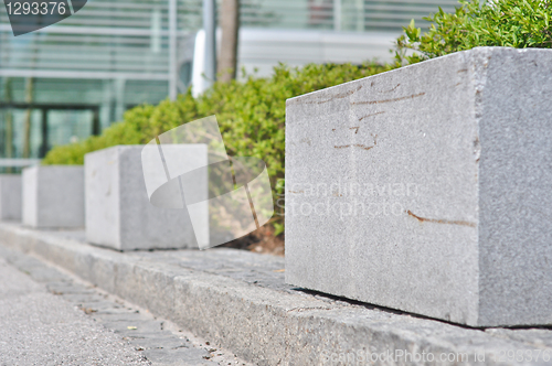 Image of rectangular granite fence