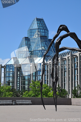 Image of National Art Gallery & Giant Spider in Ottawa