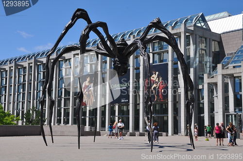 Image of National Art Gallery & Giant Spider in Ottawa