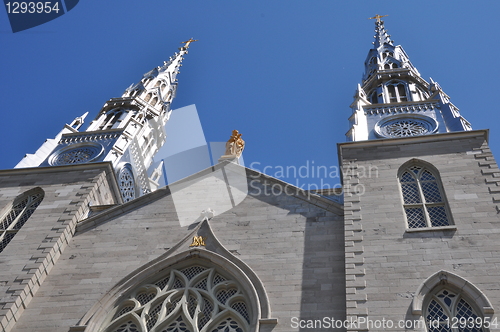 Image of Notre Dame Basilica in Ottawa