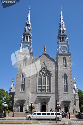 Image of Notre Dame Basilica in Ottawa