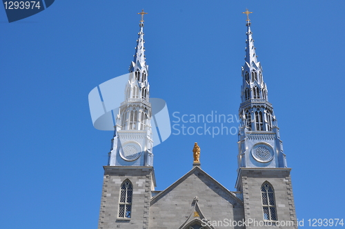 Image of Notre Dame Basilica in Ottawa