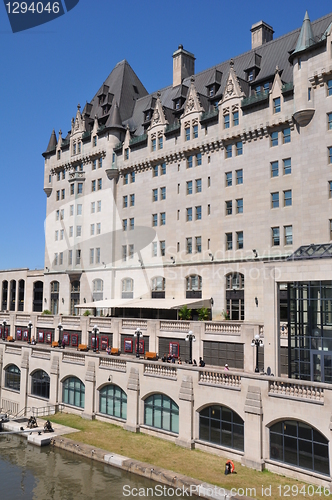 Image of Chateau Laurier in Ottawa