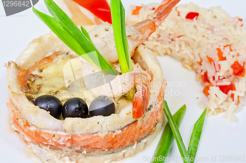 Image of fish with rice and vegetables