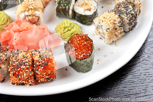 Image of sushi set