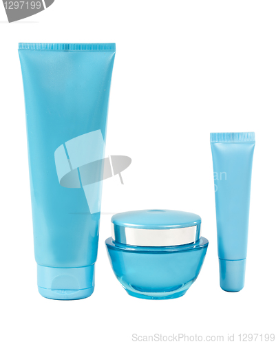 Image of set of banks with cream