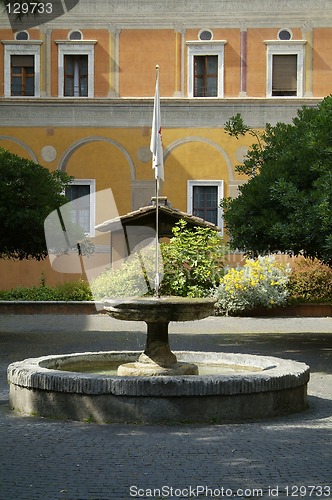 Image of Courtyard in Rome