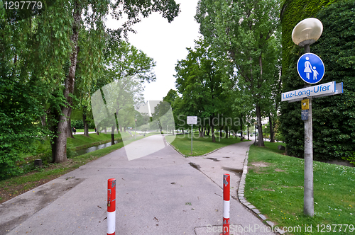 Image of sign "pedestrian zone"