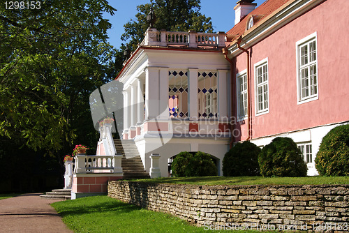 Image of Porch in a courtyard