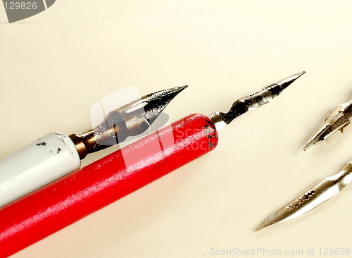 Image of red stylus