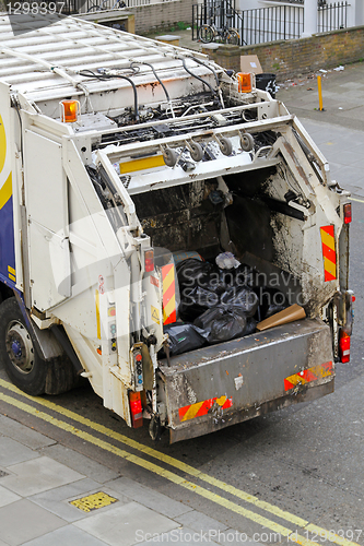 Image of Garbage truck