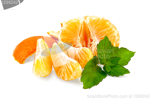 Image of Mandarin purified with mint and slices