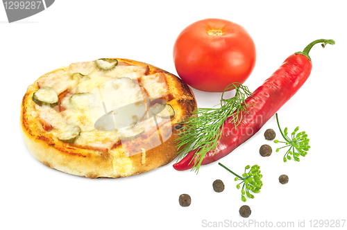 Image of Pizza with tomatoes and peppers