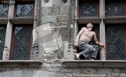 Image of Climber is squatting