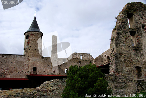 Image of Walls and a tower
