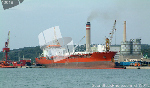 Image of tanker in dock