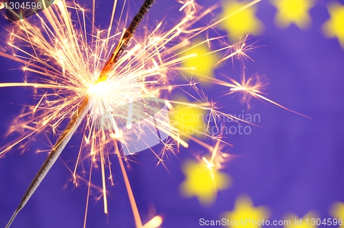 Image of eu flag and sparkler