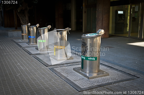 Image of Selective resuduos containers Badalona