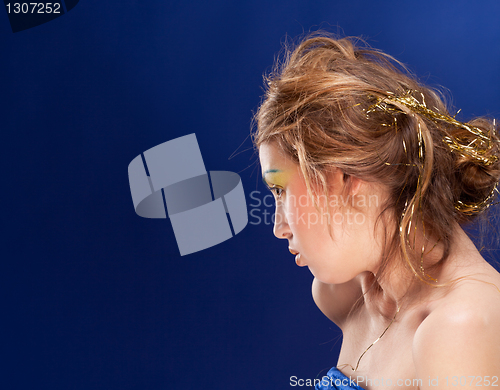 Image of woman with glamour make-up
