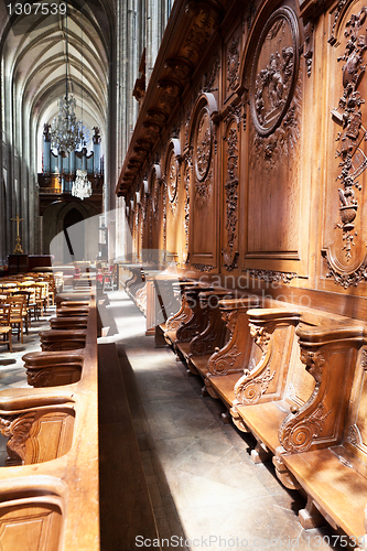 Image of interior of Cathedral of the Holy Cross, OrlÃ©ans