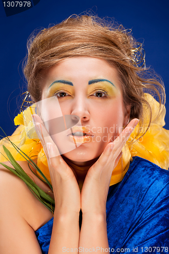 Image of woman with glamour make-up