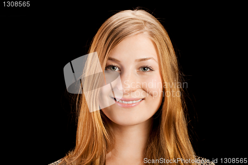 Image of pretty red-haired young woman