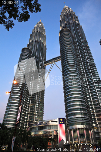 Image of petronas tower 