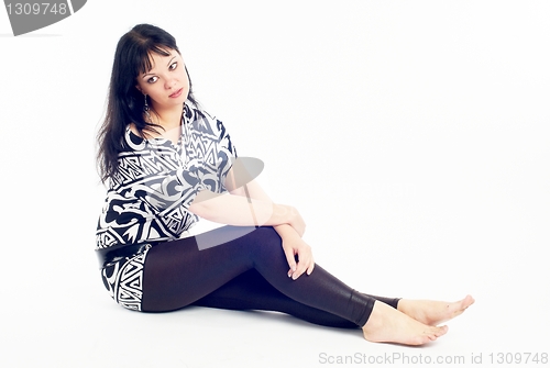 Image of young brunette woman