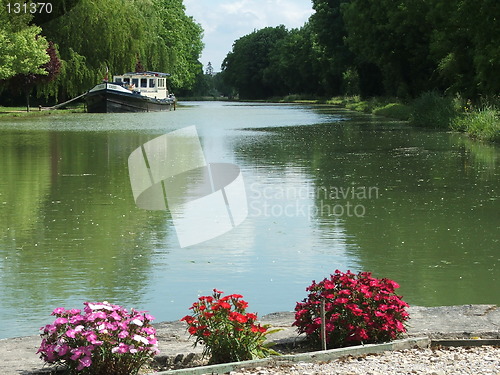 Image of Bourgogne canal