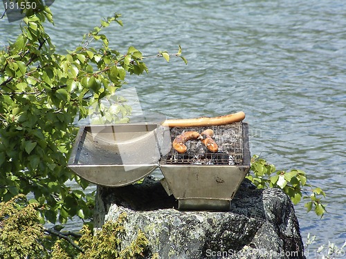 Image of Caprice by the lake