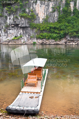 Image of Bamboo raft in Li River