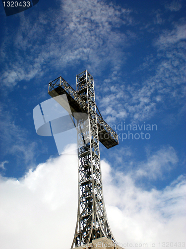 Image of Cross monument