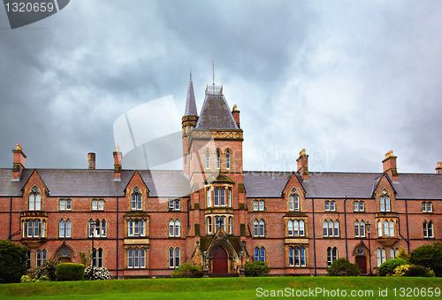Image of Queen's University of Belfast